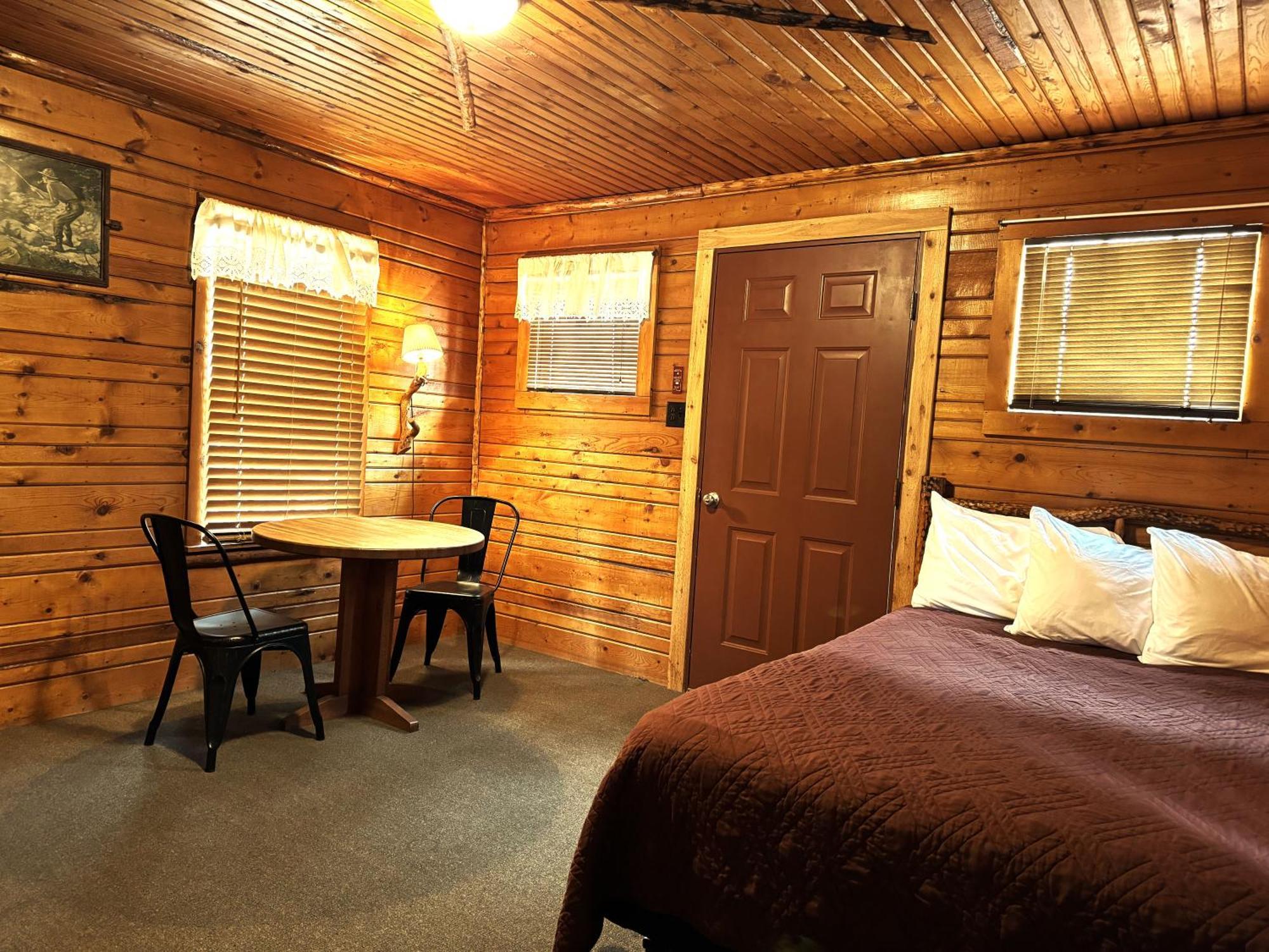 Yellowstone Cabins And Rv West Yellowstone Kültér fotó